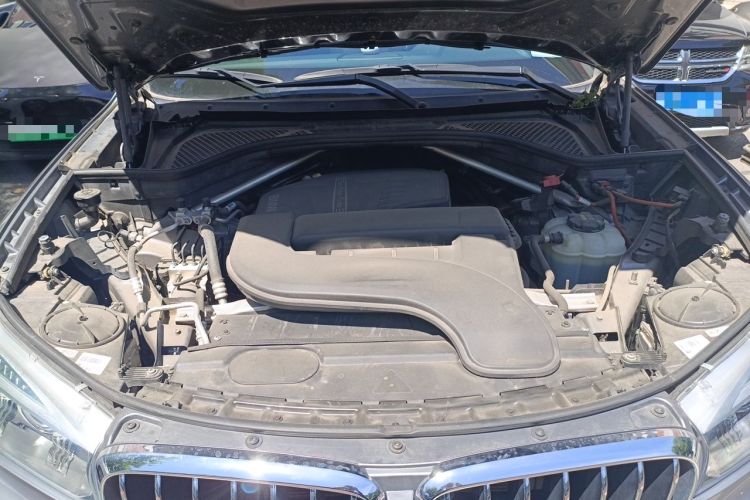 Used BMW X5 2017 xDrive28i Engine Bay
