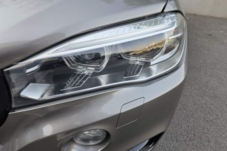 Used BMW X5 2017 xDrive28i Exterior 10