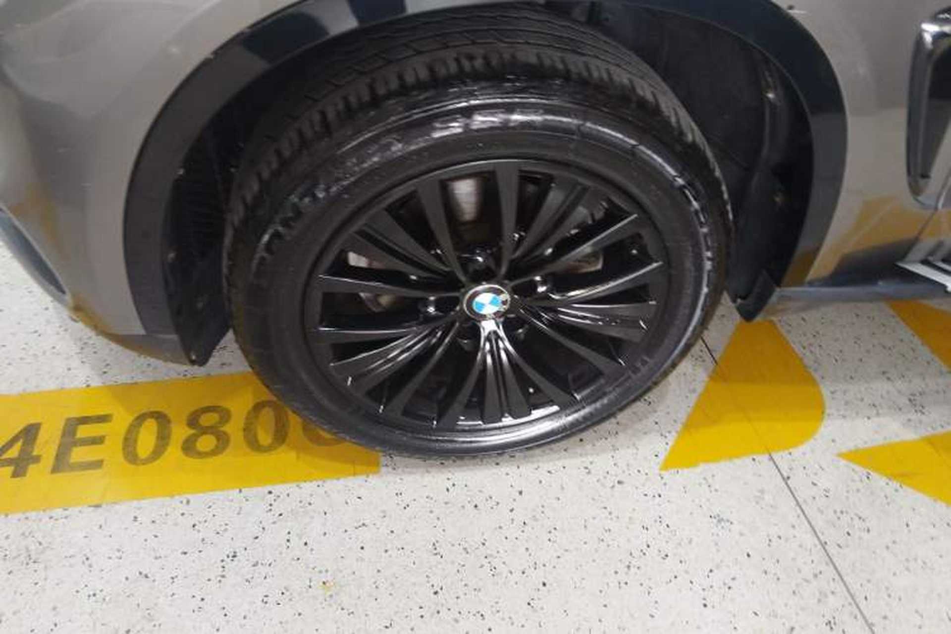 Used BMW X5 2017 xDrive28i Exterior 2