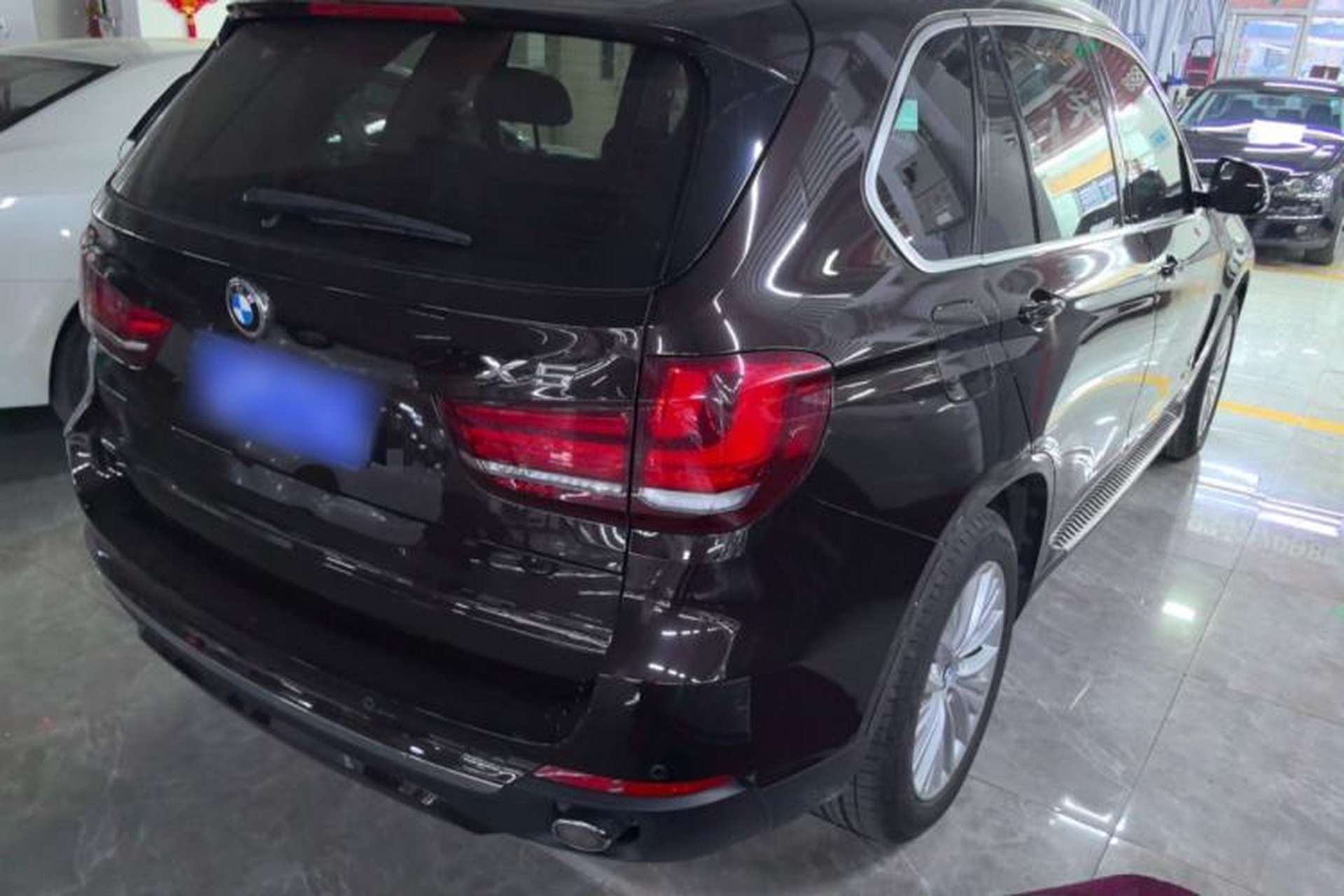 Used BMW X5 2017 xDrive28i Exterior 3