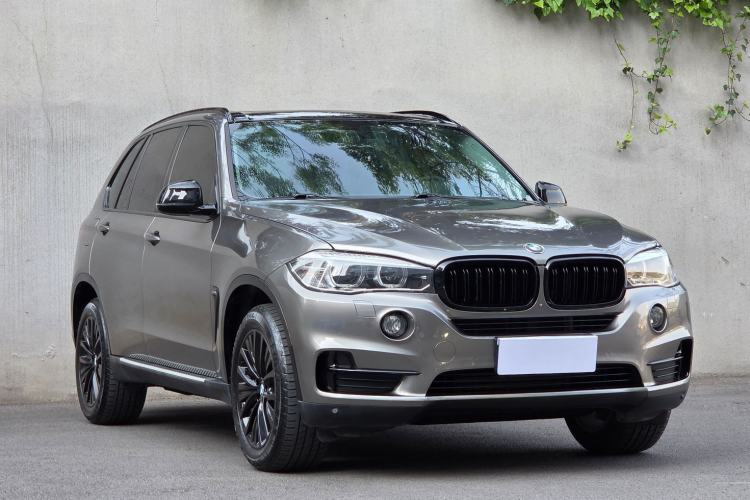 Used BMW X5 2017 xDrive28i Exterior 6