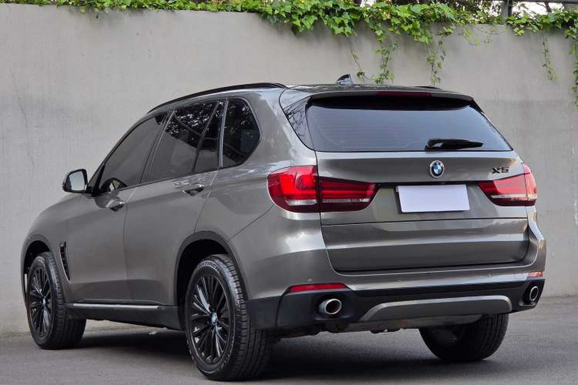 Used BMW X5 2017 xDrive28i Exterior 9