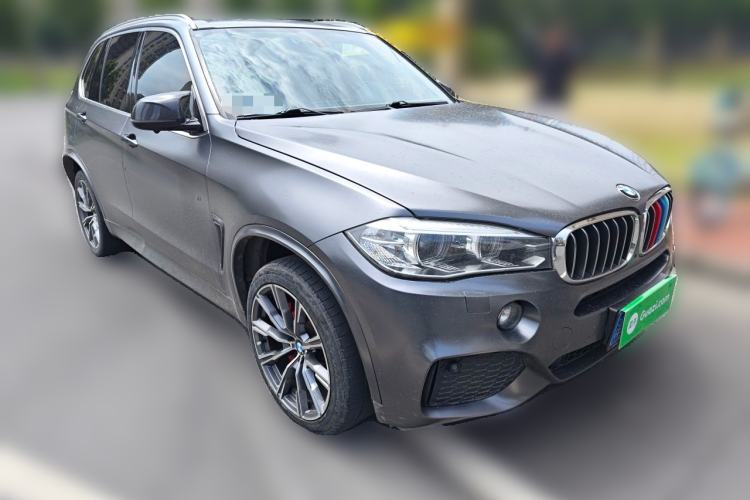 Used BMW X5 2017 xDrive28i Front Right 45 Deg