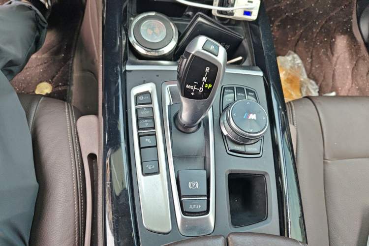 Used BMW X5 2017 xDrive28i Gear Lever