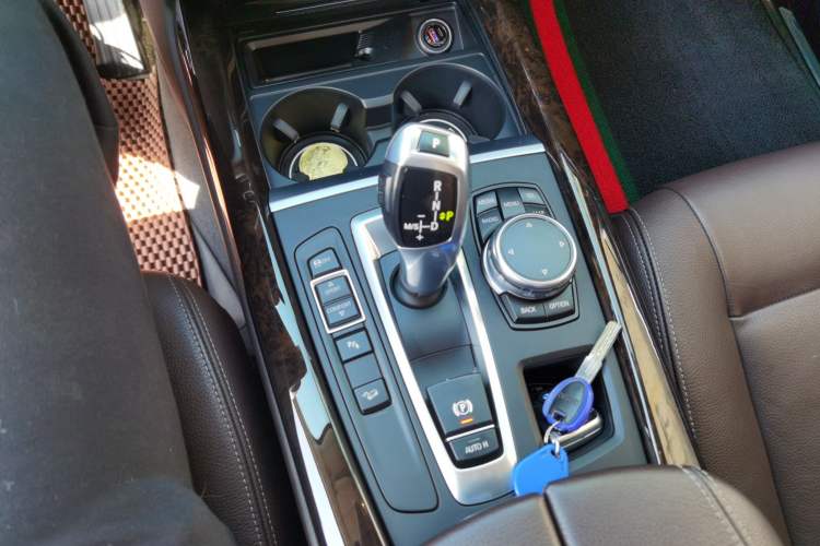 Used BMW X5 2017 xDrive35i M Sport Edition Gear Lever
