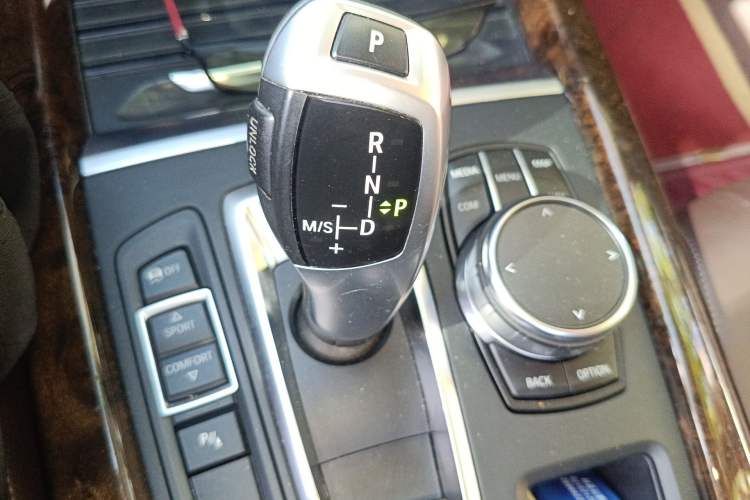 Used BMW X5 2017 xDrive28i Gear Lever