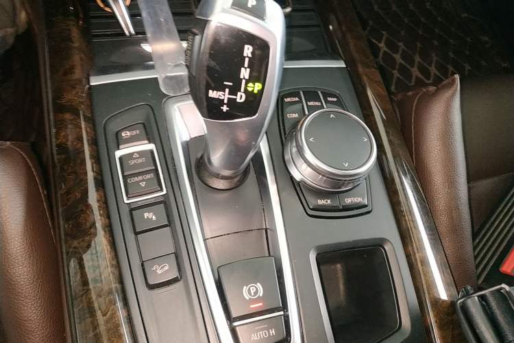 Used BMW X5 2017 xDrive28i Gear Lever