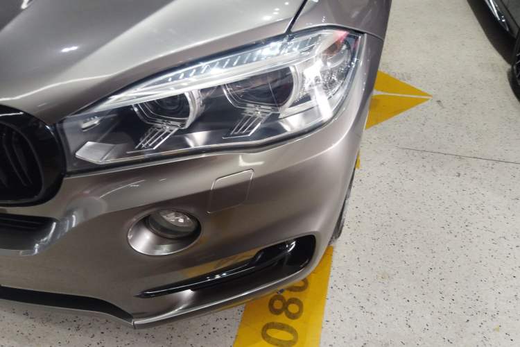 Used BMW X5 2017 xDrive28i Left Front Headlight