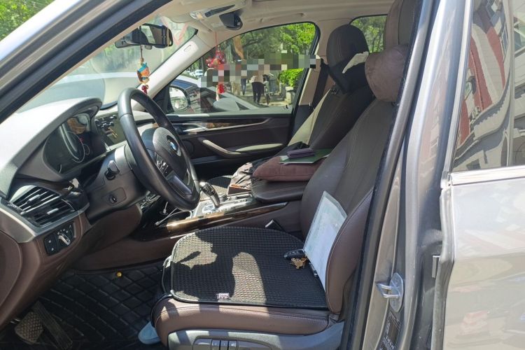 Used BMW X5 2017 xDrive28i Left Front Seat
