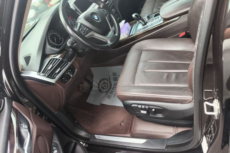 Used BMW X5 2017 xDrive28i Left Front Seat