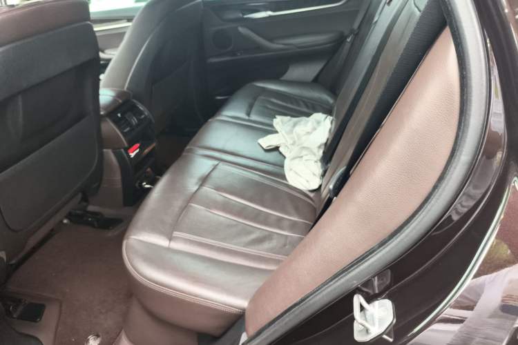 Used BMW X5 2017 xDrive28i Left Rear Seat