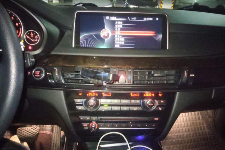 Used BMW X5 2017 xDrive35i Elegant Edition Audio And AC Panel