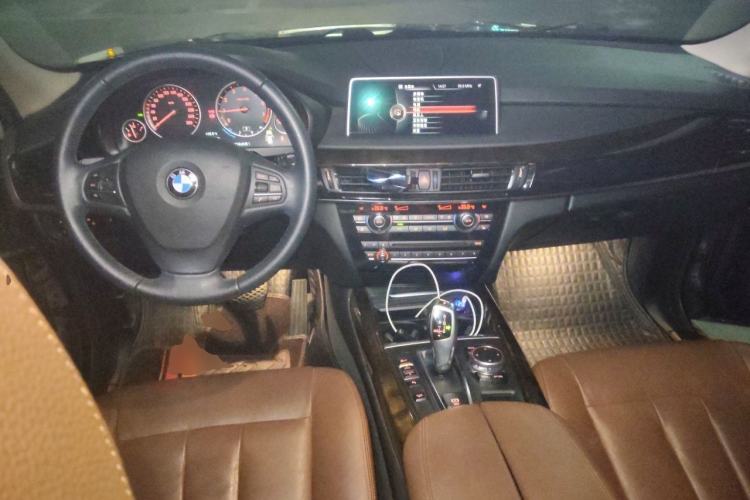 Used BMW X5 2017 xDrive35i Elegant Edition Center Console