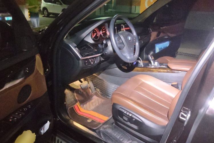 Used BMW X5 2017 xDrive35i Elegant Edition Driver Seat