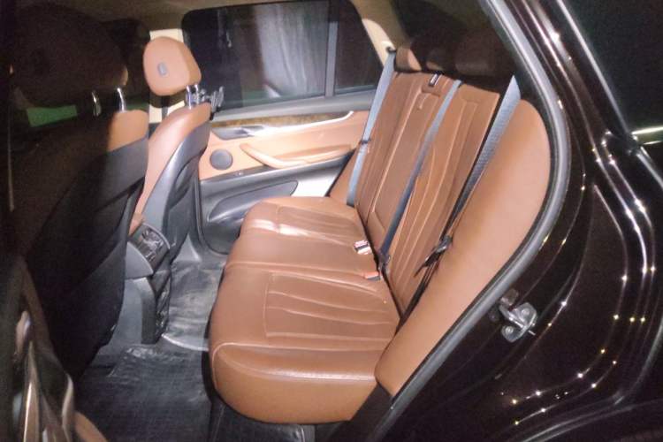 Used BMW X5 2017 xDrive35i Elegant Edition Left Rear Seat