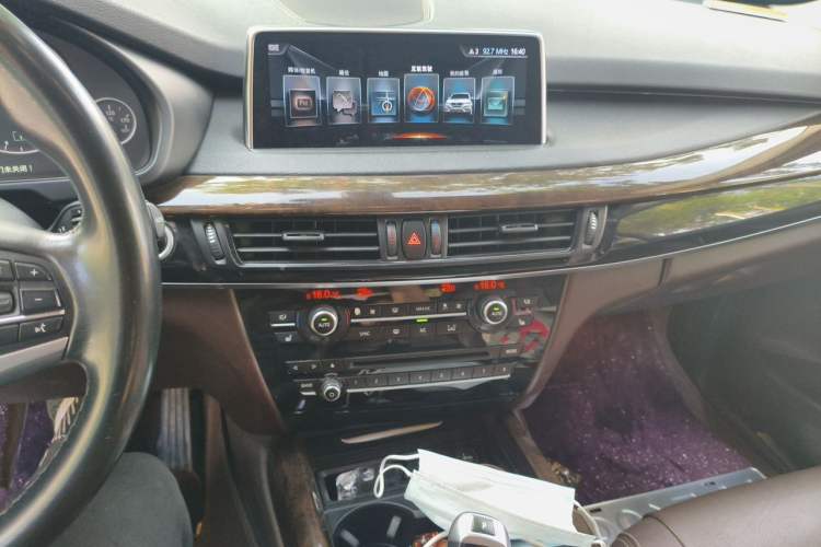 Used BMW X5 2017 xDrive35i Elegant Edition Audio And AC Panel
