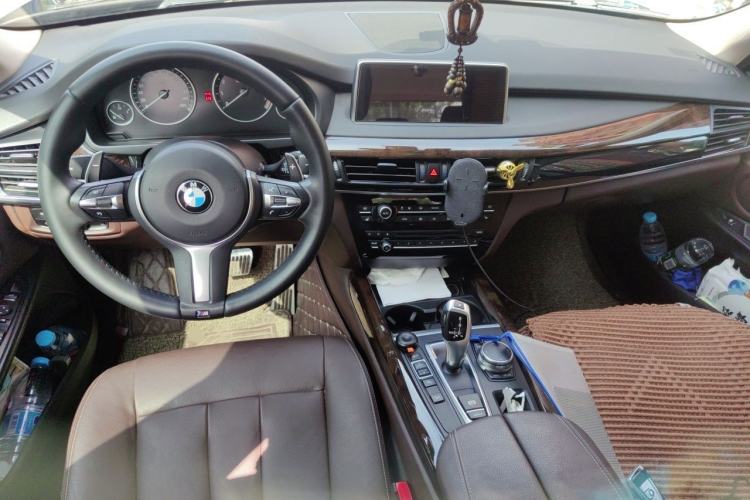 Used BMW X5 2017 xDrive28i Center Console
