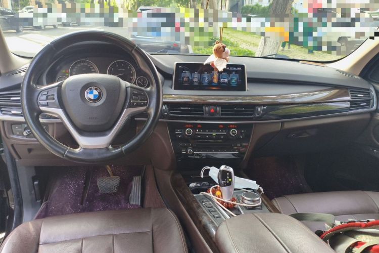 Used BMW X5 2017 xDrive35i Elegant Edition Center Console