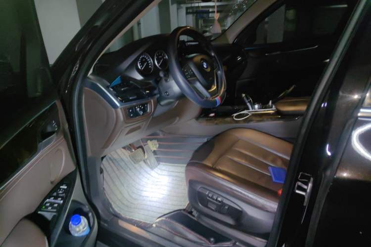 Used BMW X5 2017 xDrive28i Driver Seat