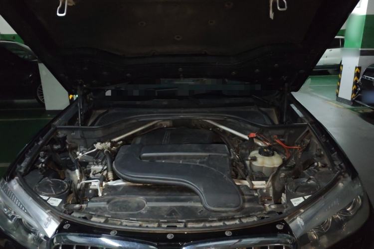 Used BMW X5 2017 xDrive28i Engine Bay