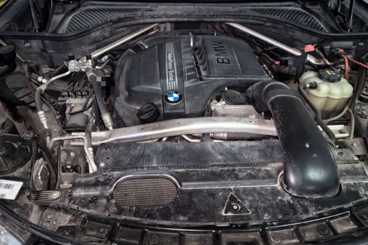 Used BMW X5 2017 xDrive35i Elegant Edition Engine Bay