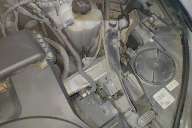 Used BMW X5 2017 xDrive28i Engine Bay Left