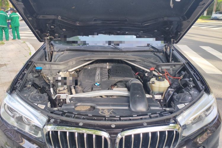 Used BMW X5 2017 xDrive35i Elegant Edition Engine Bay