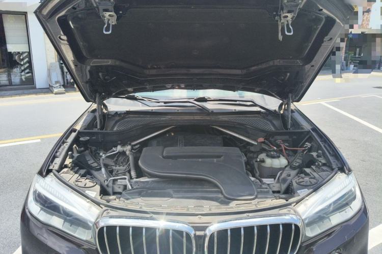 Used BMW X5 2017 xDrive28i Engine Bay