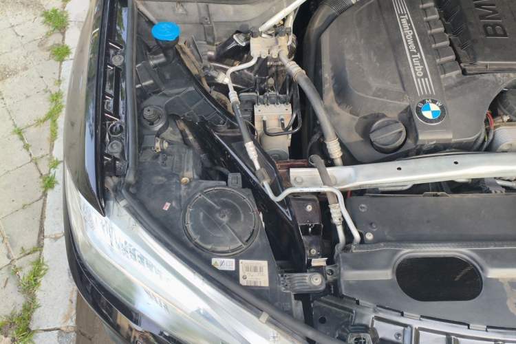 Used BMW X5 2017 xDrive35i Elegant Edition Engine Bay Right