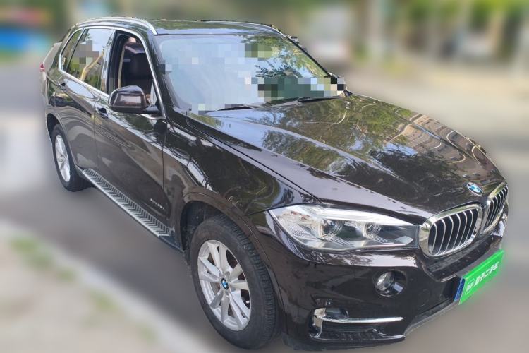 Used BMW X5 2017 xDrive35i Elegant Edition Front Right 45 Deg