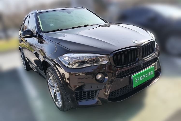 Used BMW X5 2017 xDrive28i Front Right 45 Deg