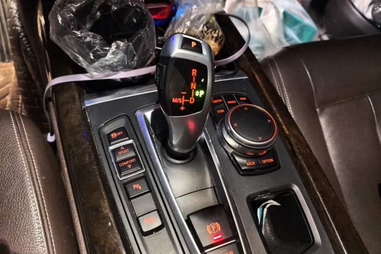 Used BMW X5 2017 xDrive35i Elegant Edition Gear Lever