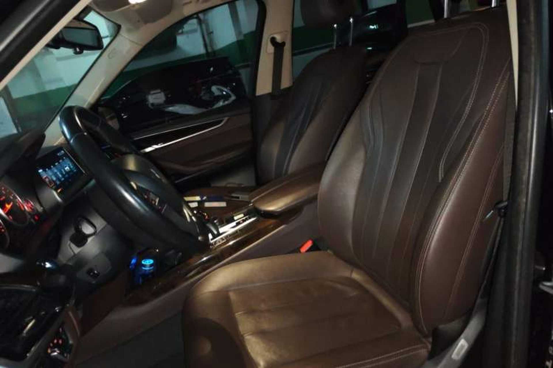 Used BMW X5 2017 xDrive28i Left Front Seat