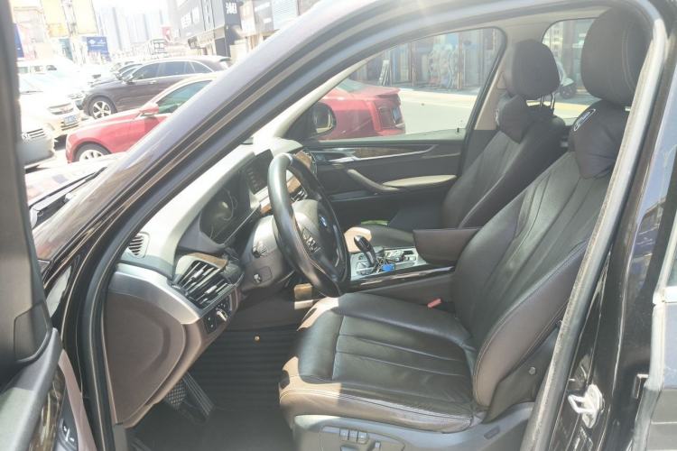 Used BMW X5 2017 xDrive28i Left Front Seat