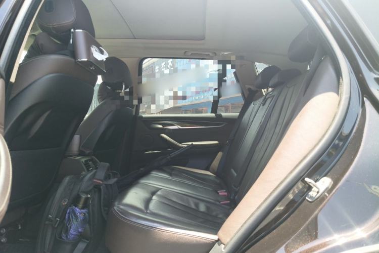 Used BMW X5 2017 xDrive28i Left Rear Seat
