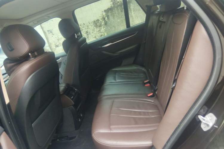 Used BMW X5 2017 xDrive35i M Sport Edition Left Rear Seat