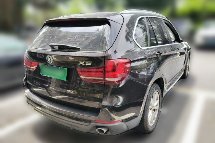 Used BMW X5  Rear Right 45 Deg
