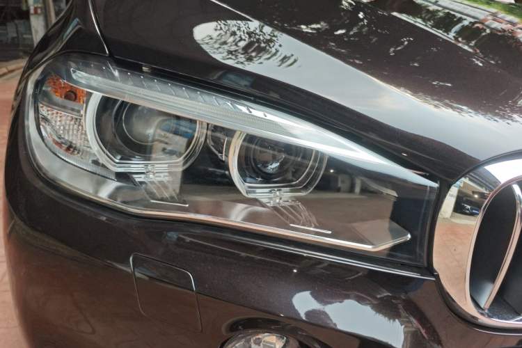 Used BMW X5 2017 xDrive28i Right Front Headlight