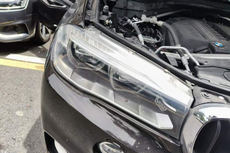 Used BMW X5  Right Front Headlight