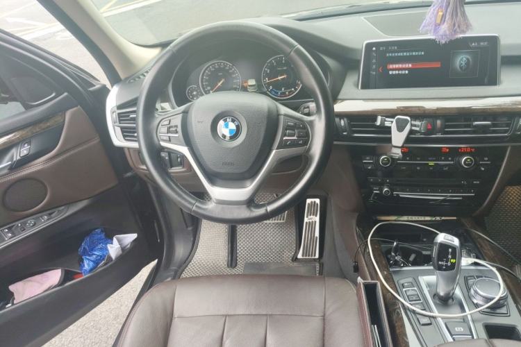 Used BMW X5 2017 xDrive28i Steering Wheel