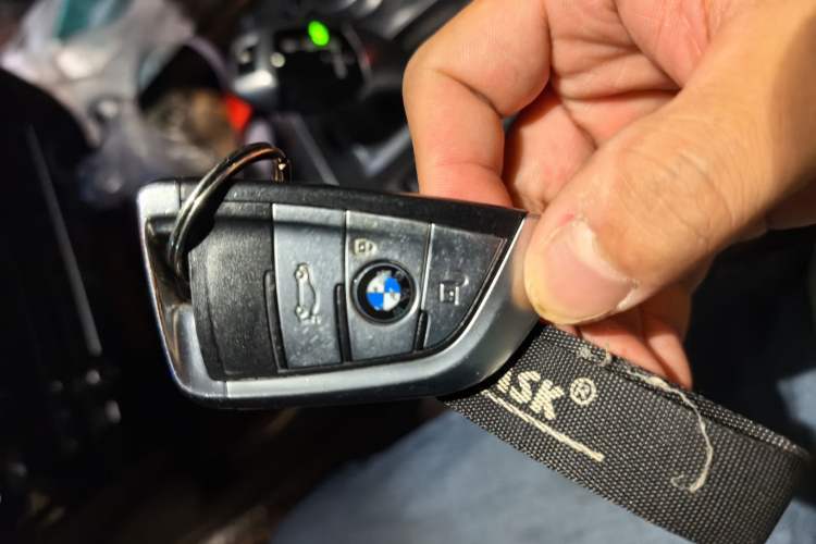 Used BMW X5 2017 xDrive35i Elegant Edition Vehicle Key