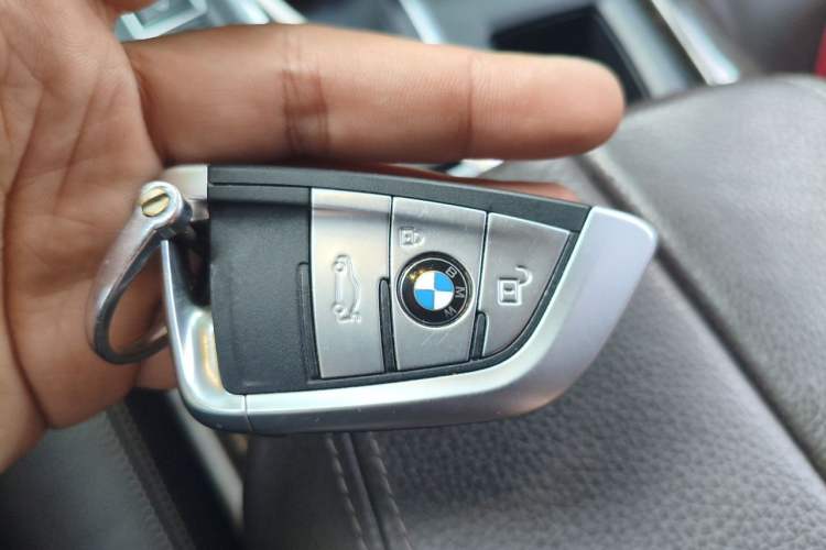 Used BMW X5 2017 xDrive35i Elegant Edition Vehicle Key
