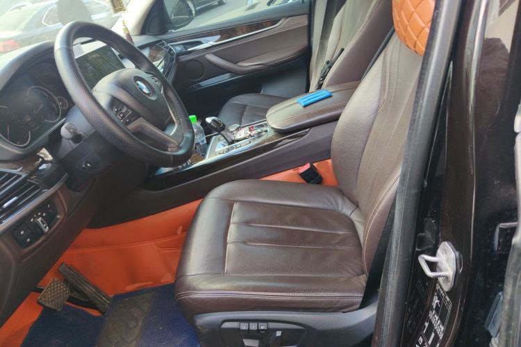 Used BMW X5 2017 xDrive28i Left Front Seat
