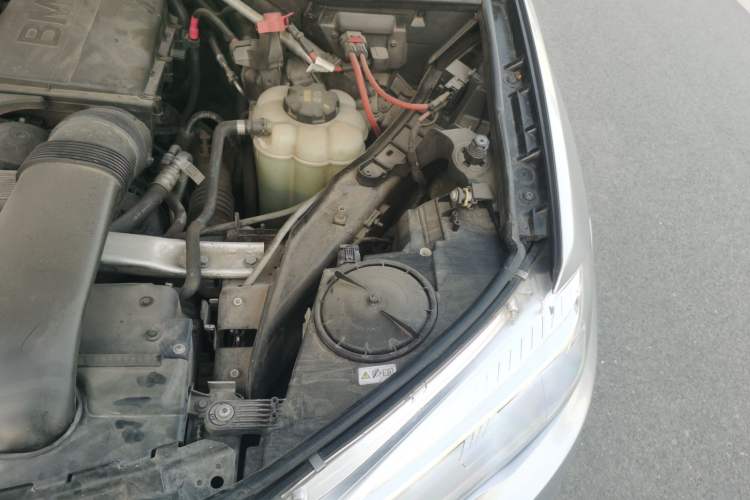 Used BMW X5 2017 xDrive35i Elegant Edition Engine Bay Left