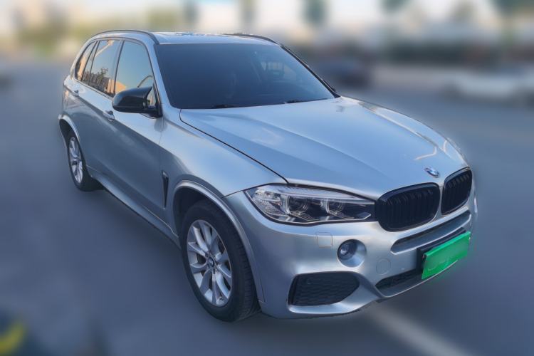 Used BMW X5 2017 xDrive35i Elegant Edition Front Right 45 Deg