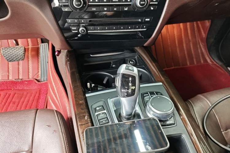 Used BMW X5 2017 xDrive28i Gear Lever