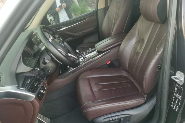 Used BMW X5 2017 xDrive35i Elegant Edition Left Front Seat