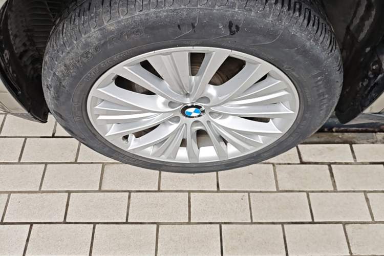 Used BMW X5 2017 xDrive28i Left Front Wheel Hub