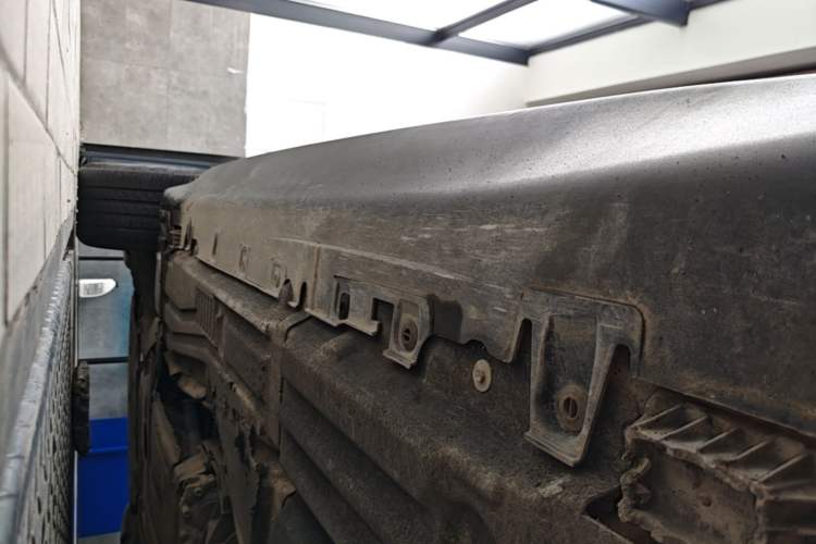 Used BMW X5 2017 xDrive28i Left Side Sill
