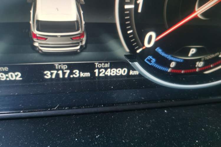 Used BMW X5 2017 xDrive35i Elegant Edition Odometer Close Up